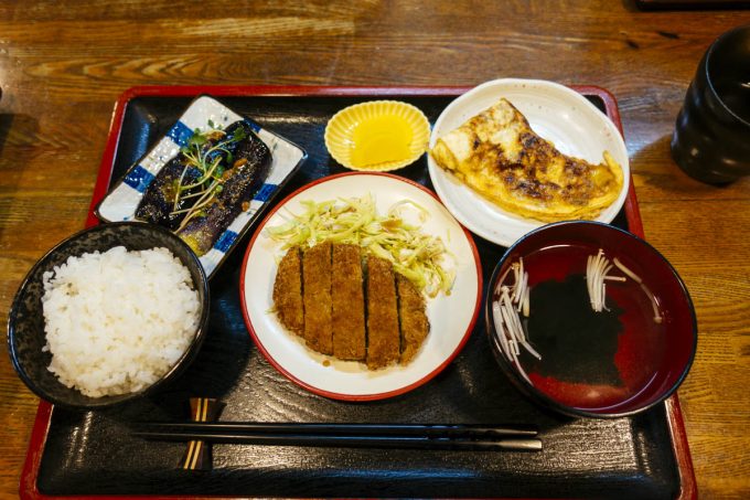中野 香林坊